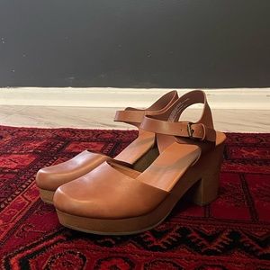 Universal Thread Clog Heels